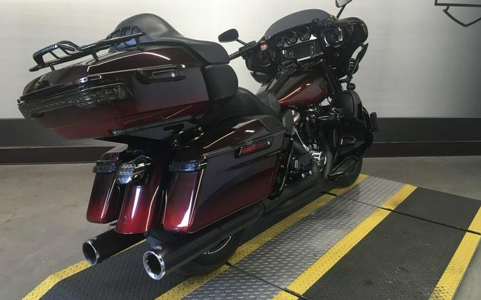 2018 Harley-Davidson® FLHTKSE - CVO™ Limited