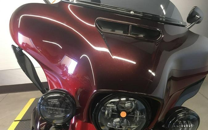 2018 Harley-Davidson® FLHTKSE - CVO™ Limited