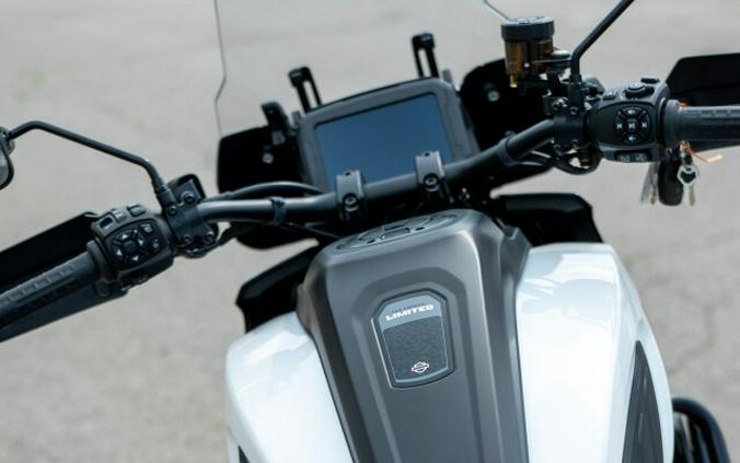 Harley-Davidson® Pan America 1250 Limited 2026 RA1250L 34630459 WHITE ONYX PRL