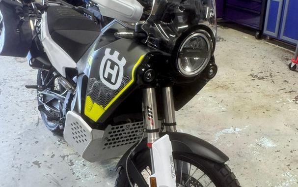 2027 Husqvarna Motorcycles Norden 901