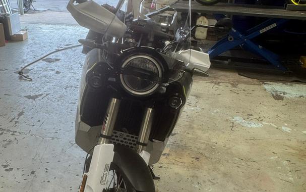 2027 Husqvarna Motorcycles Norden 901