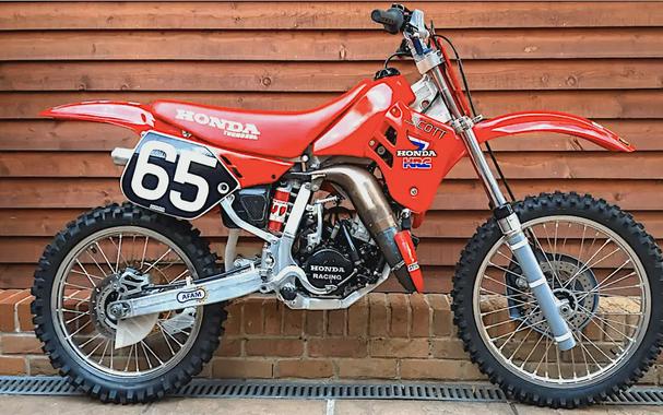 TWO-STROKE TUESDAY | 1988 MUGEN HONDA CR125