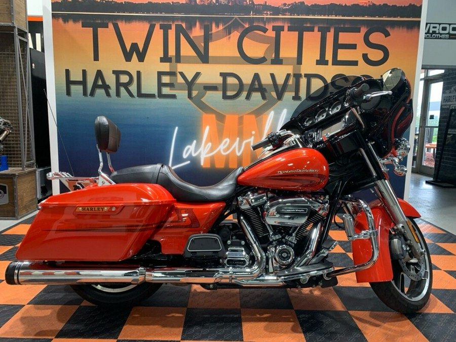 USED 2017 HARLEY-DAVIDSON STREET GLIDE SPECIAL FLHXS FOR SALE NEAR LAKEVILLE, MN