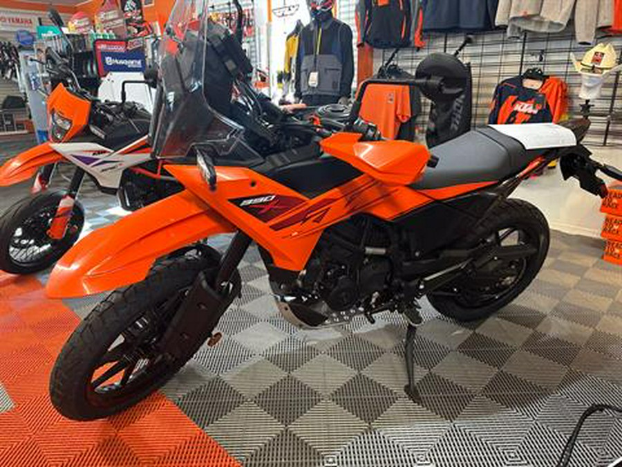 2025 KTM 390 Adventure X