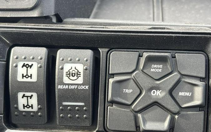 New 2025 Can-Am DEFENDER MAX XT 64 HD10 BE CALI 25 XT HD10