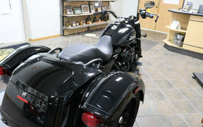 FLRT 2025 Freewheeler®