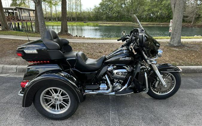 2017 Harley-Davidson® Tri Glide® Ultra