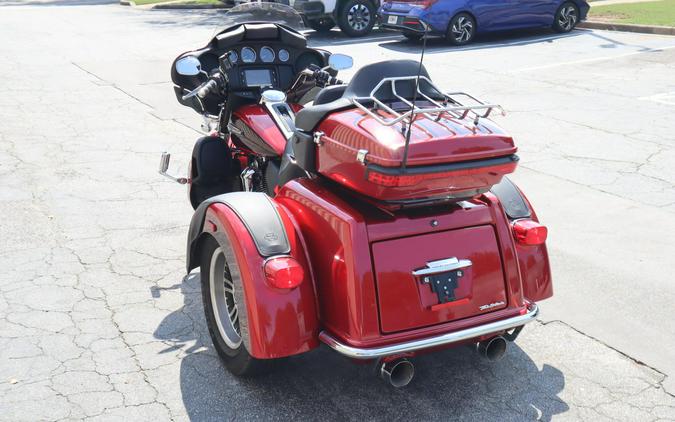 2018 Harley-Davidson Tri Glide Ultra Wicked Red/Twisted Cherry
