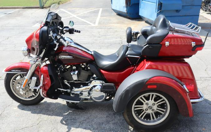 2018 Harley-Davidson Tri Glide Ultra Wicked Red/Twisted Cherry