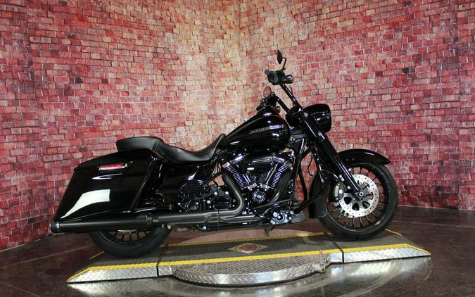 2017 Harley-Davidson® FLHR - Road King®