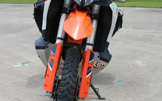 2023 KTM 890 Adventure