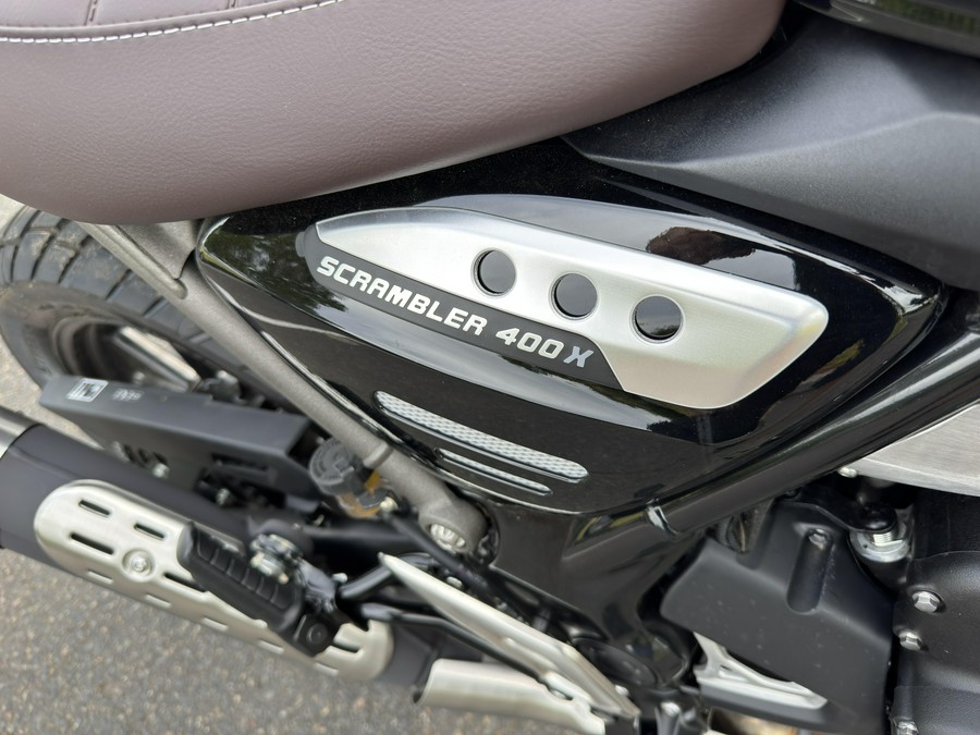 2025 Triumph SCRAMBLER 400 X - PHANTOM BLACK - SILVER ICE