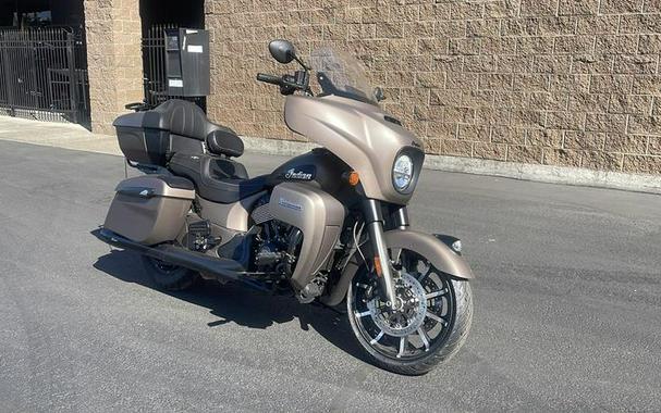 2021 Indian Motorcycle® Roadmaster® Dark Horse® Bronze Smoke