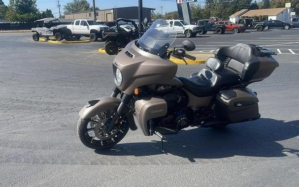 2021 Indian Motorcycle® Roadmaster® Dark Horse® Bronze Smoke