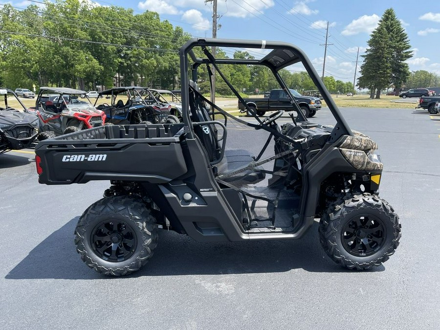 2023 Can-Am® Defender DPS HD7 Mossy Oak Break-Up Country Camo