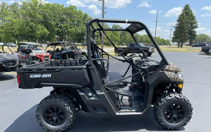 2023 Can-Am® Defender DPS HD7 Mossy Oak Break-Up Country Camo