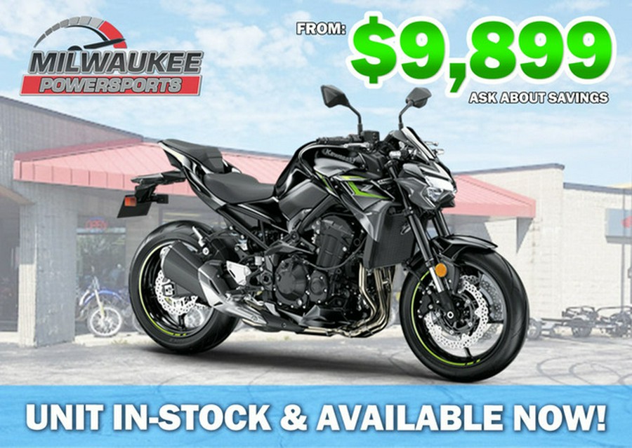 2024 Kawasaki Z900 ABS Metallic Spark Black/Metallic Matte Dark