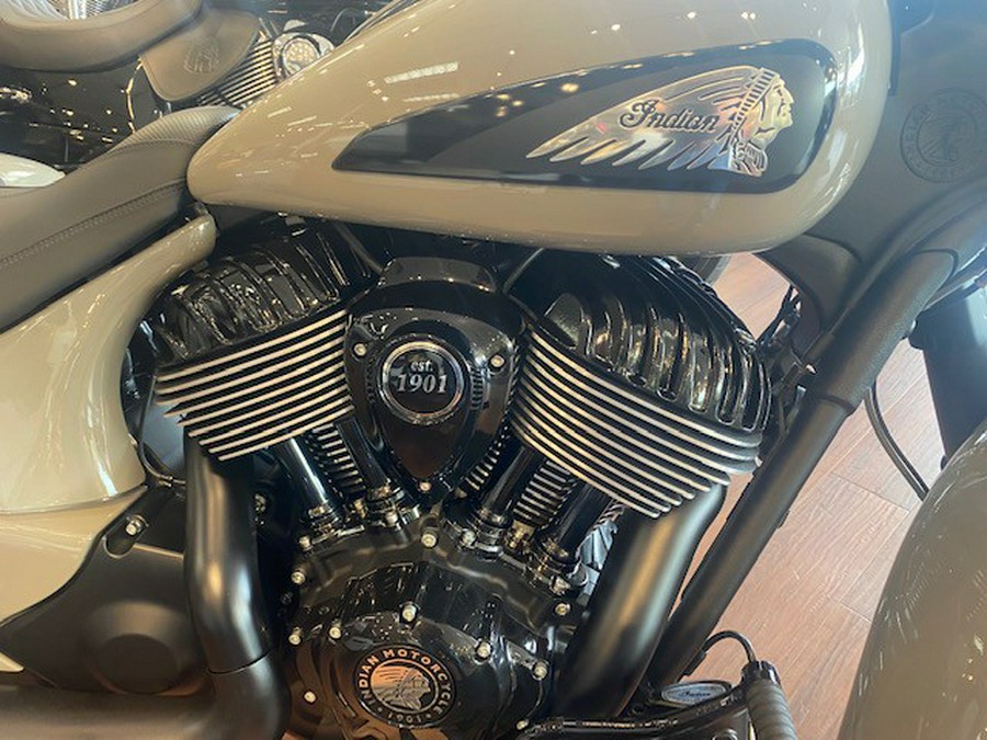 2023 Indian Motorcycle SPRINGFIELD DARK HORSE