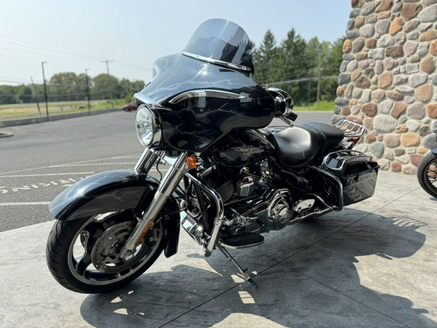 2013 Harley-Davidson FLHX - Street Glide