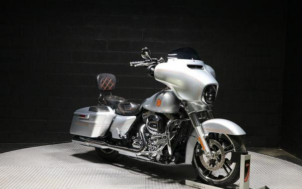 2015 Harley-Davidson® FLHXS - Street Glide® Special
