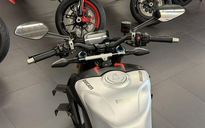 2025 Ducati Streetfighter V4 SP2 Winter Test