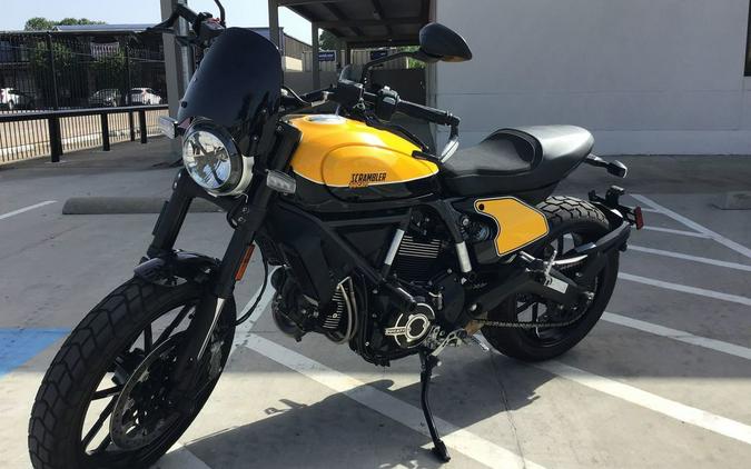 2019 Ducati Scrambler Full Throttle Review (11 Fast Facts)