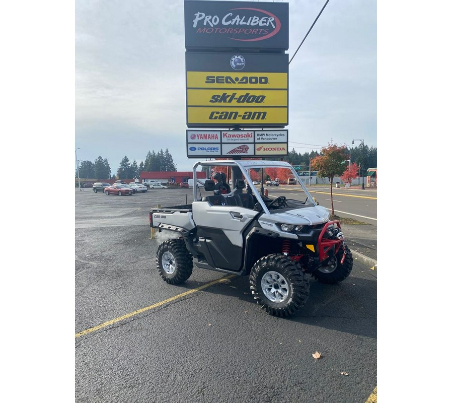 2024 Can-Am DEFENDER X MR W/ HALF DOORS