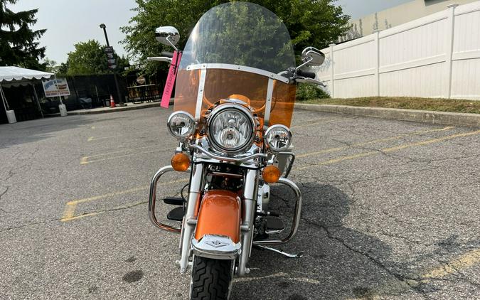 2023 Harley-Davidson Electra Glide Highway King HI-FI Orange/Birch White