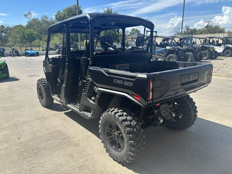 2026 Can-Am® Defender MAX LONE STAR HD11