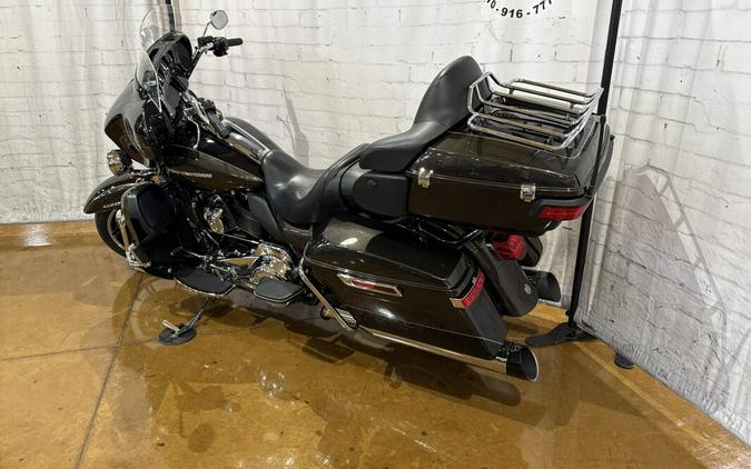 Harley-Davidson® Ultra Limited 2020 FLHTK USCALES1 RVR RCK GRY/BLK W/PINSTRIPE