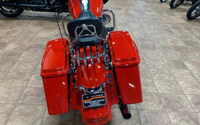 2010 Harley-Davidson® Road Glide® Custom