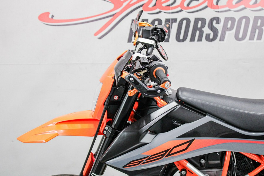 2021 KTM 690 SMC R