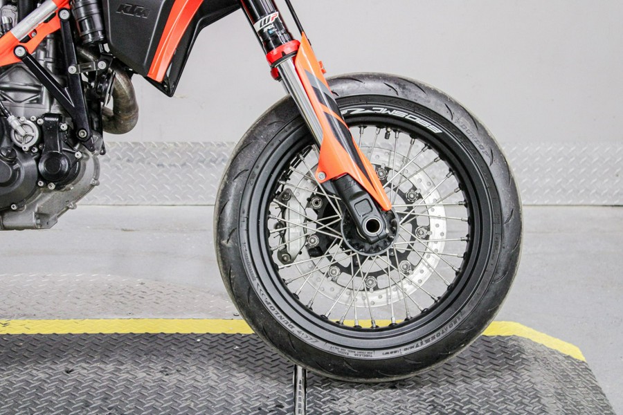 2021 KTM 690 SMC R