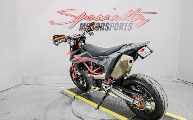 2021 KTM 690 SMC R