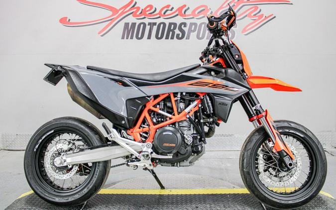 2021 KTM 690 SMC R