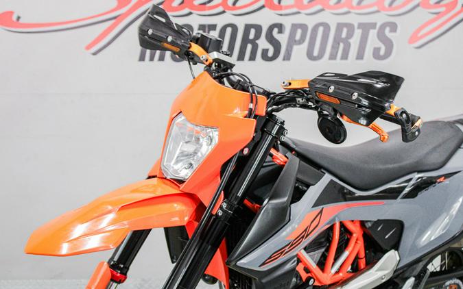 2021 KTM 690 SMC R