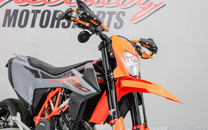 2021 KTM 690 SMC R