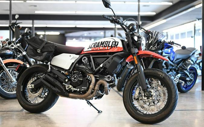2022 Ducati Scarmbler Urban Motard