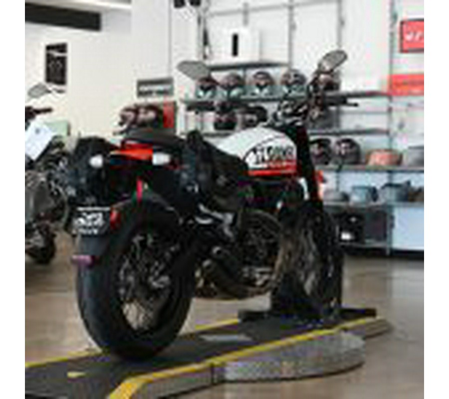 2022 Ducati Scarmbler Urban Motard