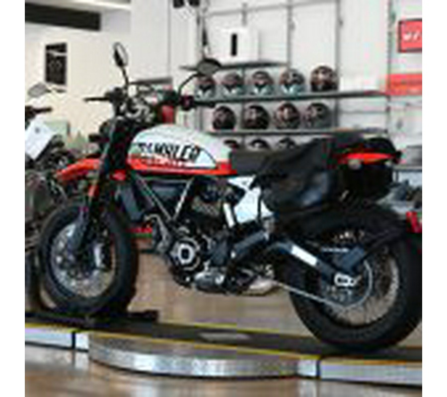 2022 Ducati Scarmbler Urban Motard