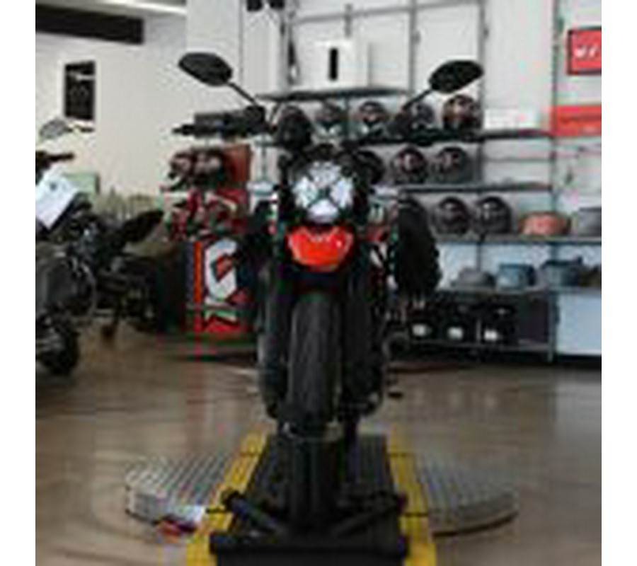 2022 Ducati Scarmbler Urban Motard