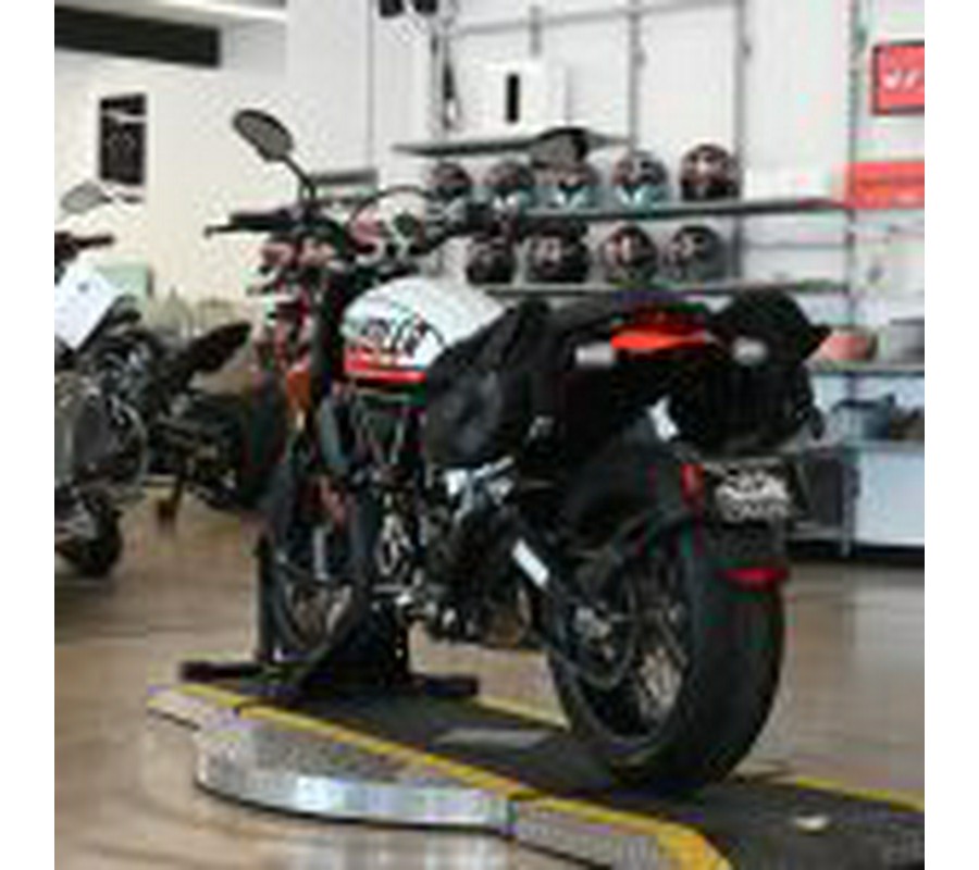 2022 Ducati Scarmbler Urban Motard