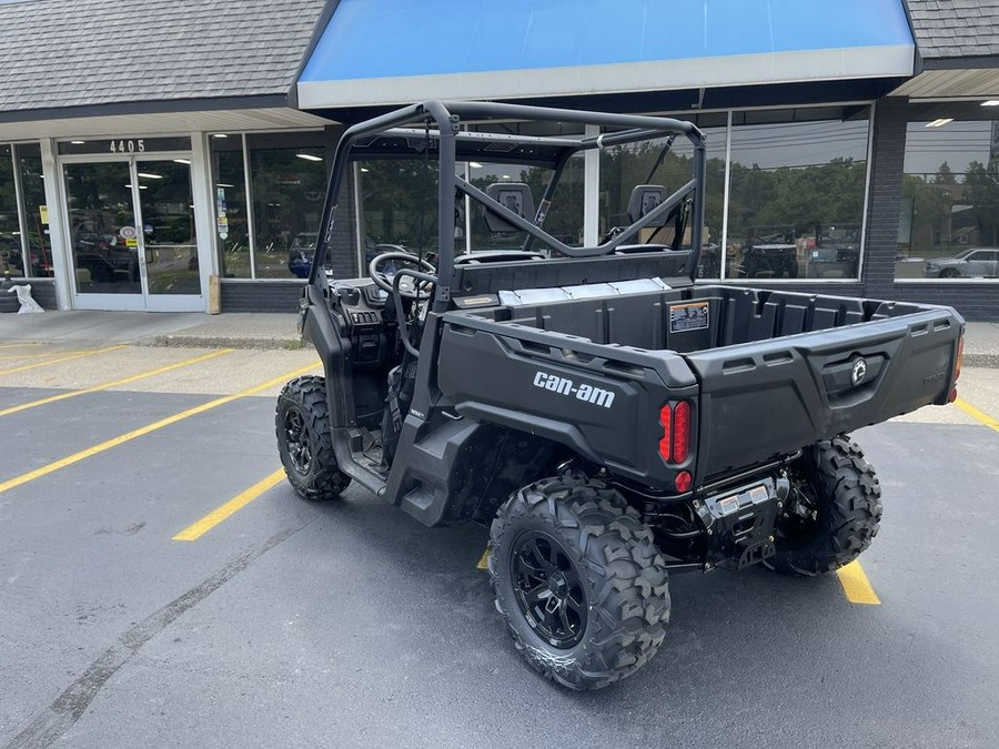 2023 Can-Am® Defender DPS HD9 Timeless Black