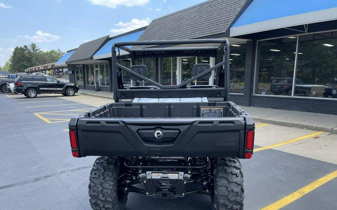 2023 Can-Am® Defender DPS HD9 Timeless Black