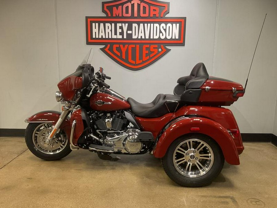 2024 Harley-Davidson® FLHTCUTG - Tri Glide® Ultra