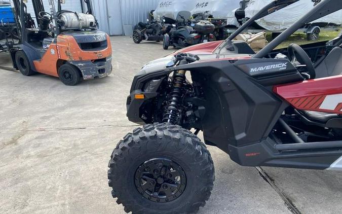 2024 Can-Am® Maverick X3 RS Turbo RR Catalyst Gray