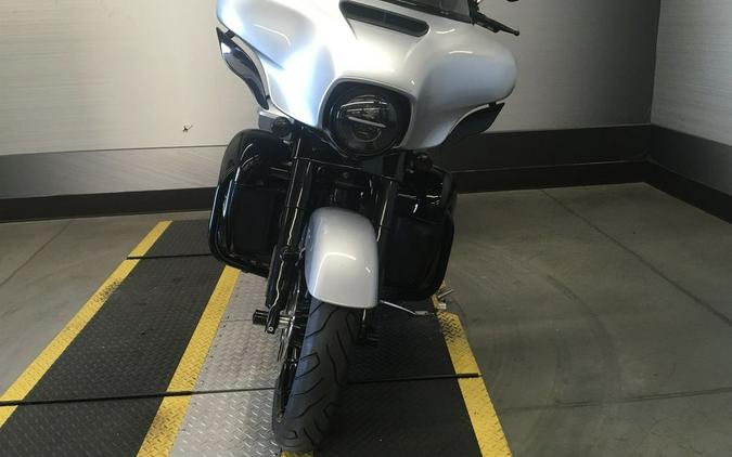 2019 Harley-Davidson® FLHXS - Street Glide® Special