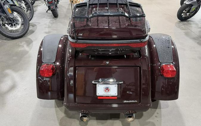 2022 Harley-Davidson® FLHTCUTG - Tri Glide® Ultra