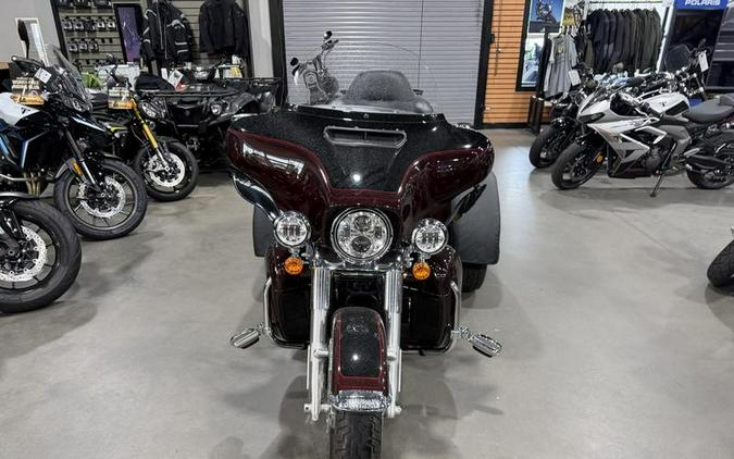 2022 Harley-Davidson® FLHTCUTG - Tri Glide® Ultra