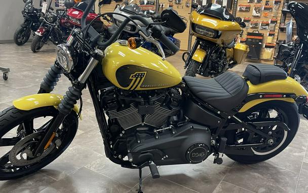 2023 Harley-Davidson Street Bob 114 Industrial Yellow